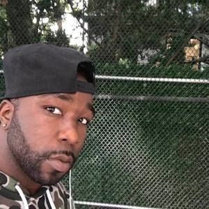 Meet your Posher, Elliot